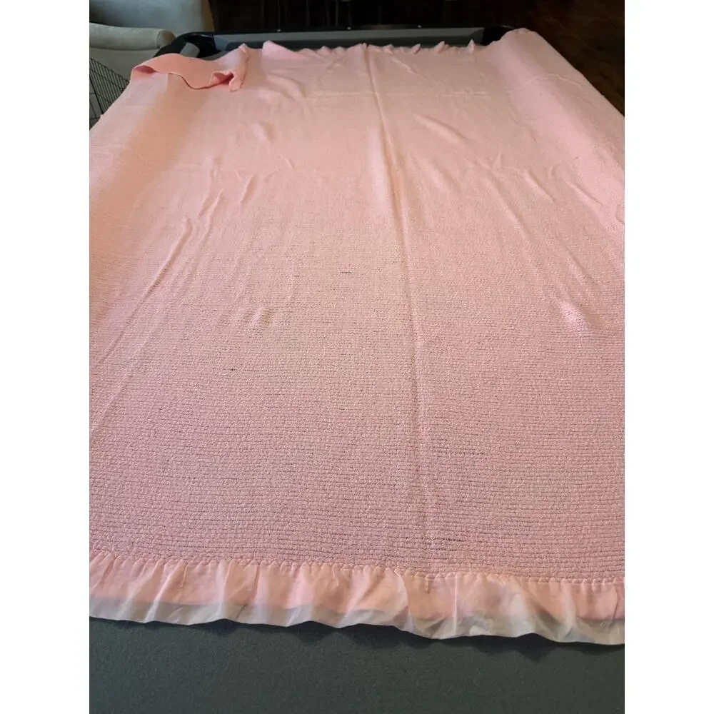 Vintage Pink Twin Blanket Satin Trim Lightweight Bed Blanket 72x60 Cottage Cozy